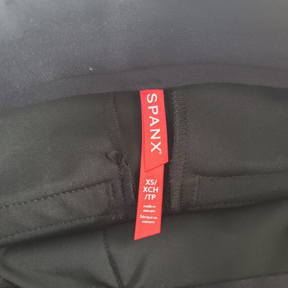 Spanx ladies  Leather-like Flare Pant black Size XS Mob wife Rock star Edgy Punk - Picture 8 of 11